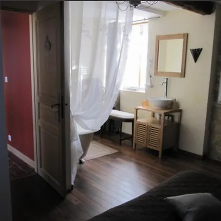 Chambres D'hotes - La Rose Des Champs Bed & Breakfast