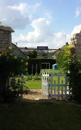 Chambres D'hotes - La Rose Des Champs Bed & Breakfast Lachelle